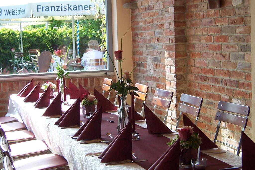 Landhotel Zum Adler Oberbechingen Luaran gambar