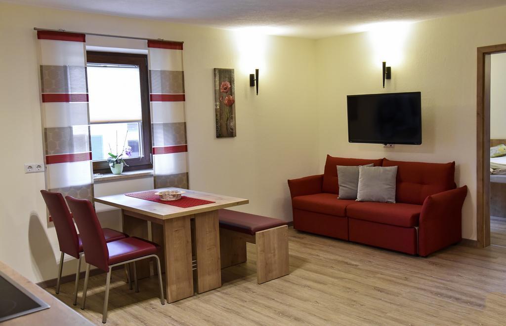 Landhotel Zum Adler Oberbechingen Luaran gambar