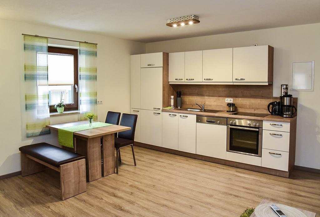 Landhotel Zum Adler Oberbechingen Luaran gambar