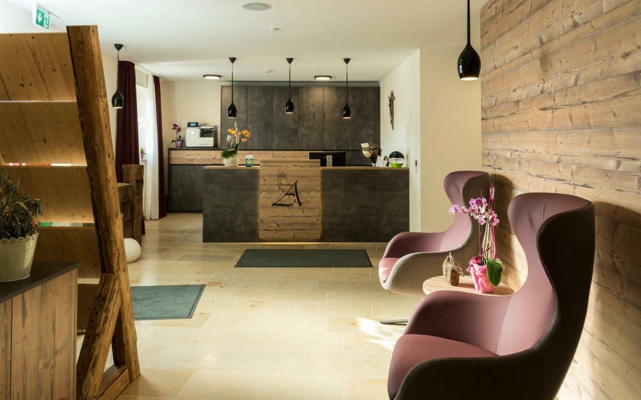 Landhotel Zum Adler Oberbechingen Luaran gambar