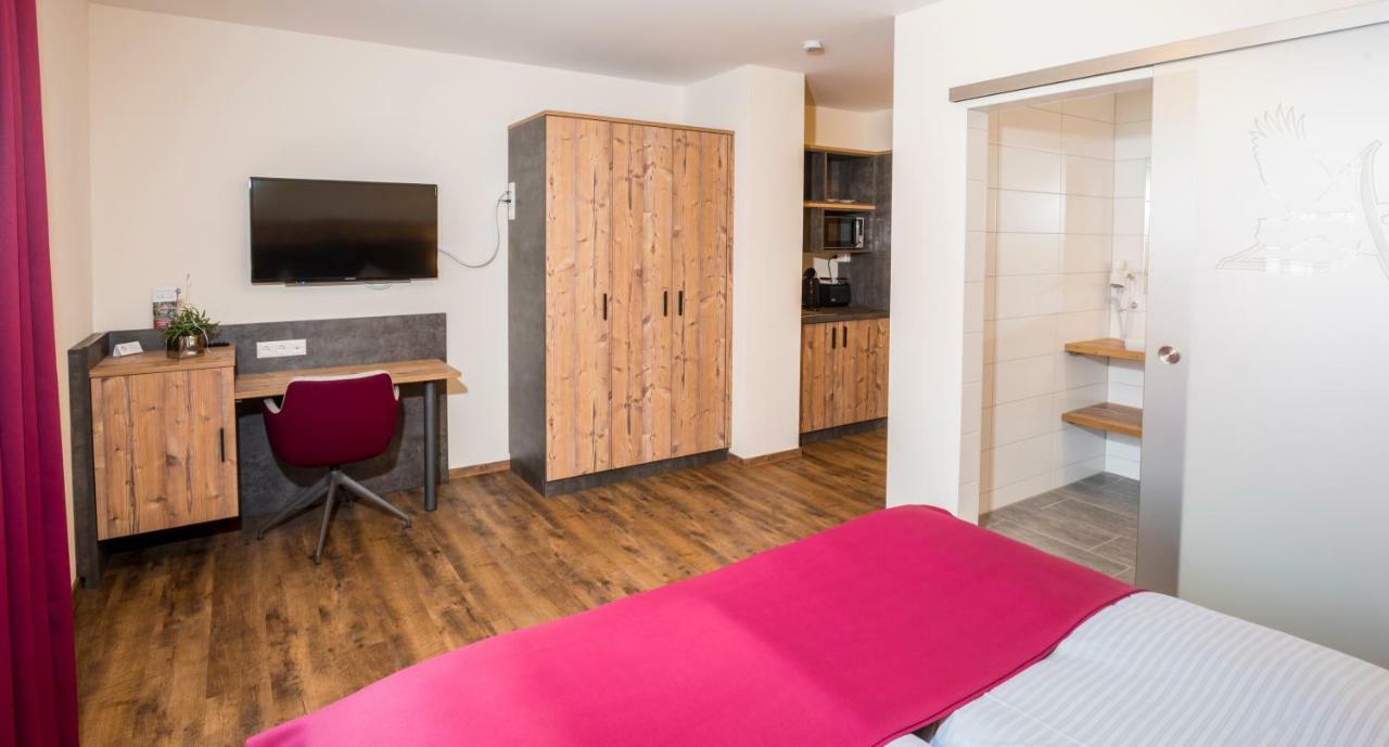 Landhotel Zum Adler Oberbechingen Luaran gambar